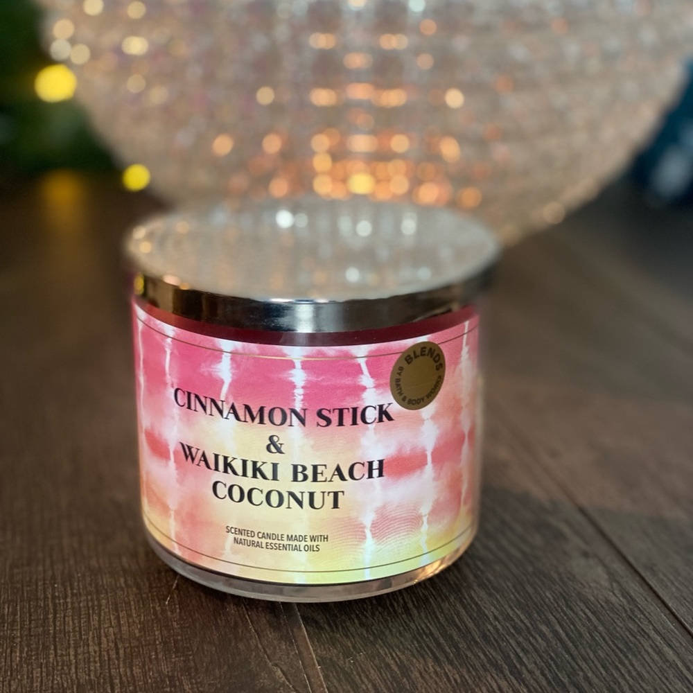 Bath & Body Works Cinnamon Stick & Waikiki Beach Coconut 3 Wick Candle RARE New